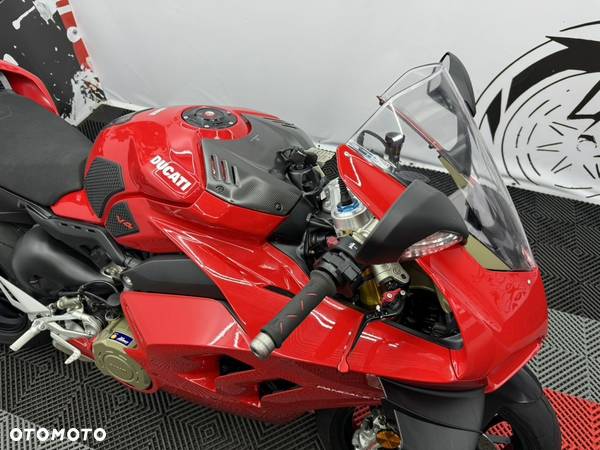 Ducati Panigale V4S - 16