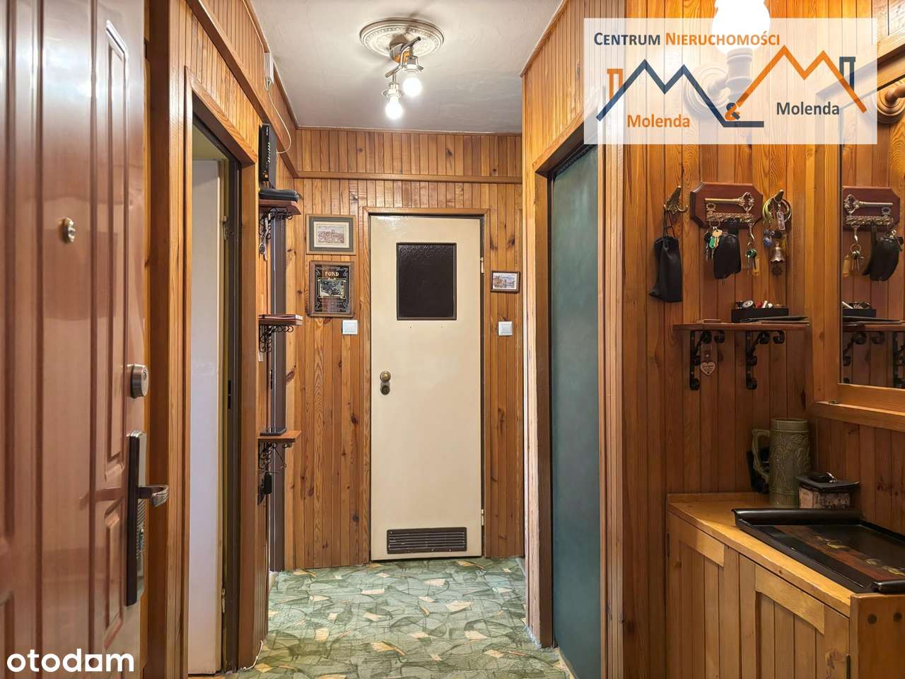 Na sprzedaż 3-pokojowe mieszkanie z balkonem!-8