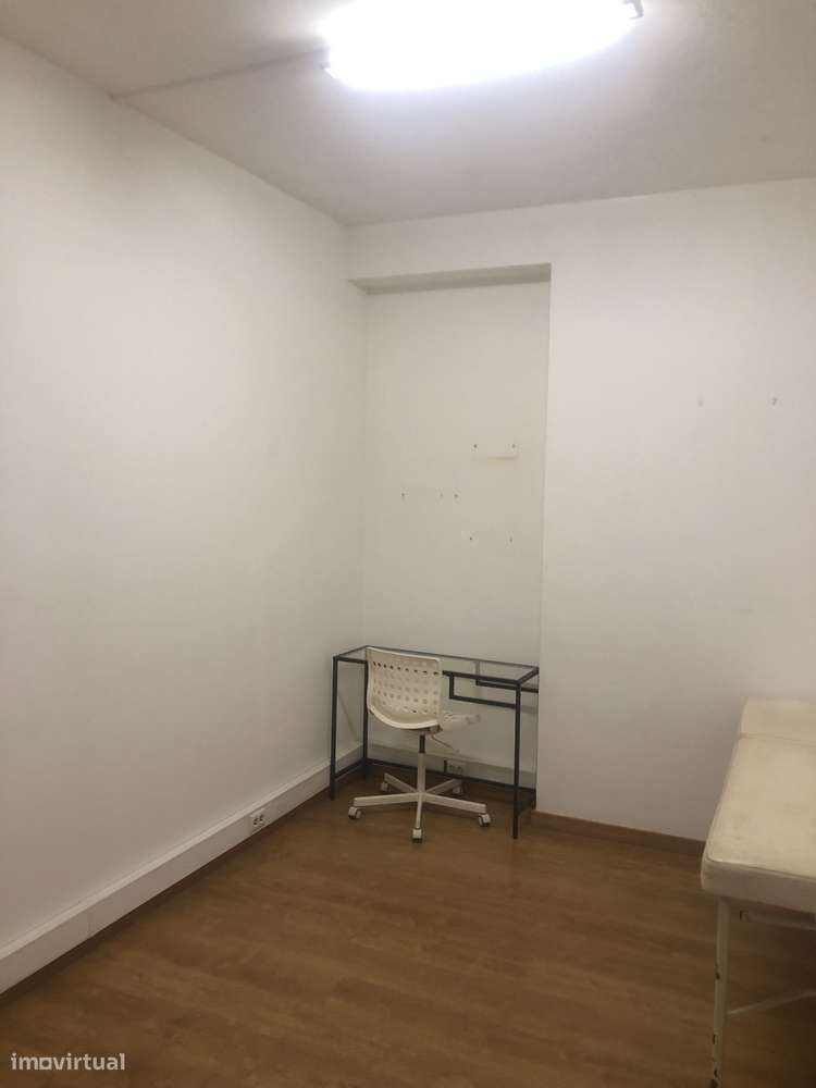 Vende-se LOJA / Escritorio-7