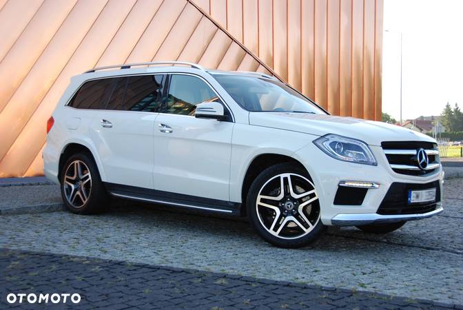 Mercedes-Benz GL 500 4-Matic - 15