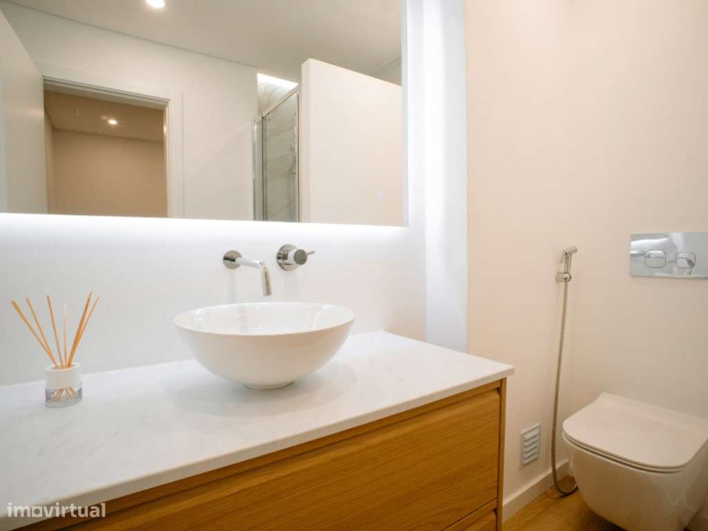 Apartamento T2 totalmente remodelado Baixa da Banheira-18