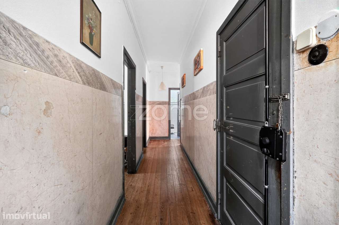 PRÉDIO HISTÓRICO NA SÉ VELHA (Coimbra) — UM INVESTIMENTO COM ALMA-6