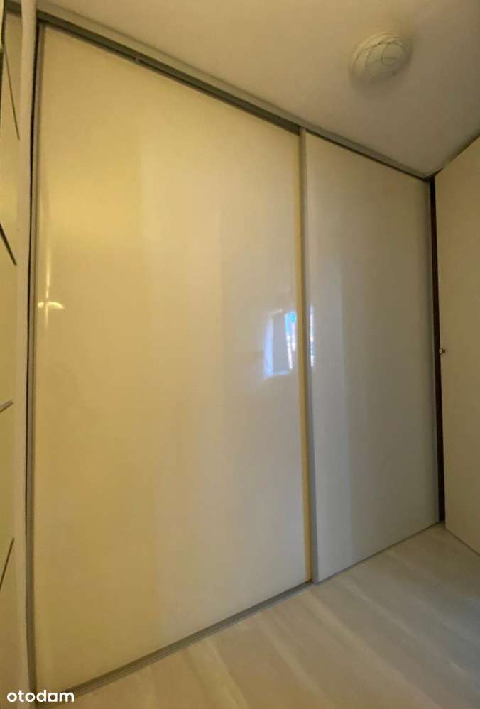 Mieszkanie przy Placu Ratuszowym-15