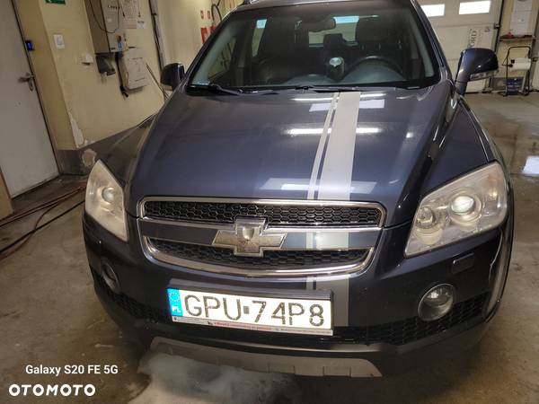 Chevrolet Captiva 3.2 4WD 7 Sitzer LT - 2