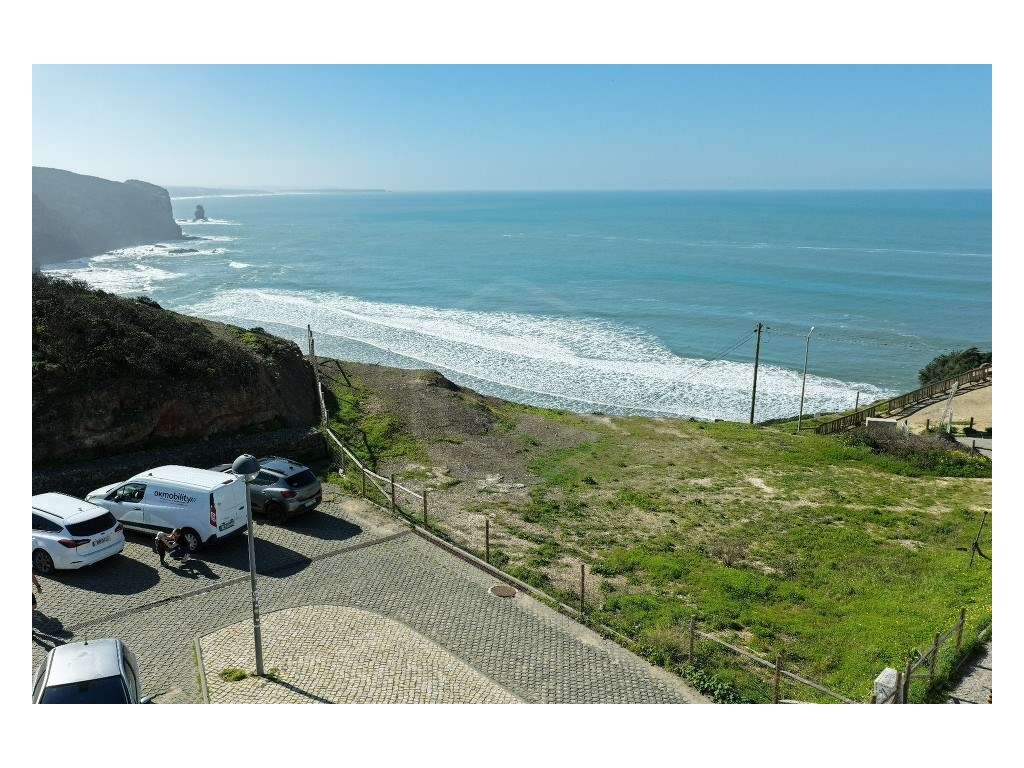 Apartamento T3 na Praia da Arrifana, com vista mar desobstruída, Al... - Grande imagem: 2/31