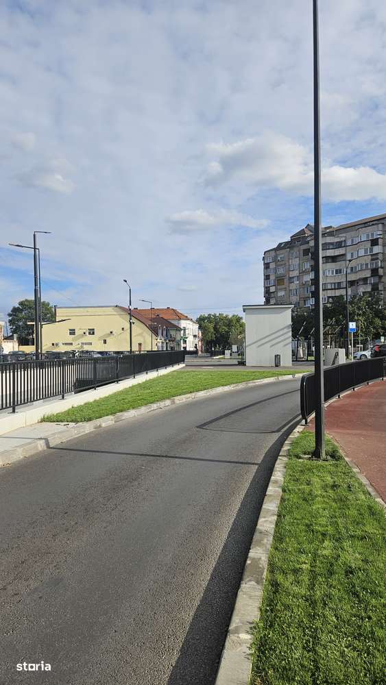 Teren 714 mp D-P-2E-M/R B-dul Decebal-Prima Shop,front 24ml-4