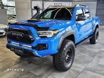 Toyota Tacoma - 2