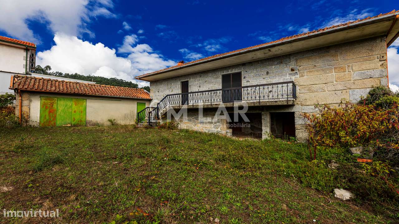 Quinta com moradia T3, em Pedralva - Braga-33