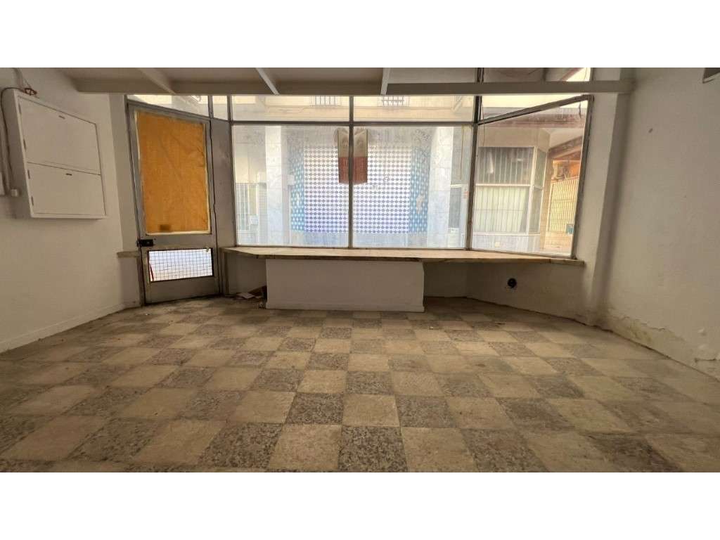 Loja, Lisboa, Benfica - Grande imagem: 2/10