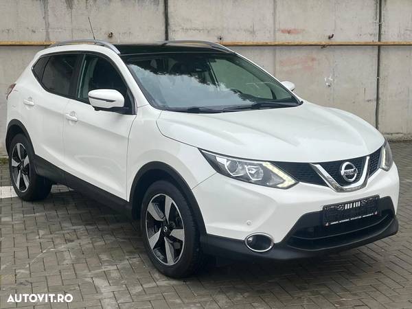 Nissan Qashqai 1.5 DCI Start/Stop N-Connecta - 2