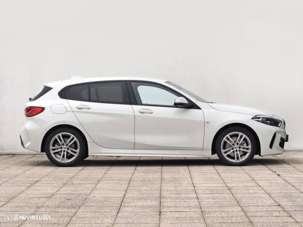 BMW 116 d Pack 50 anos M Auto - 2