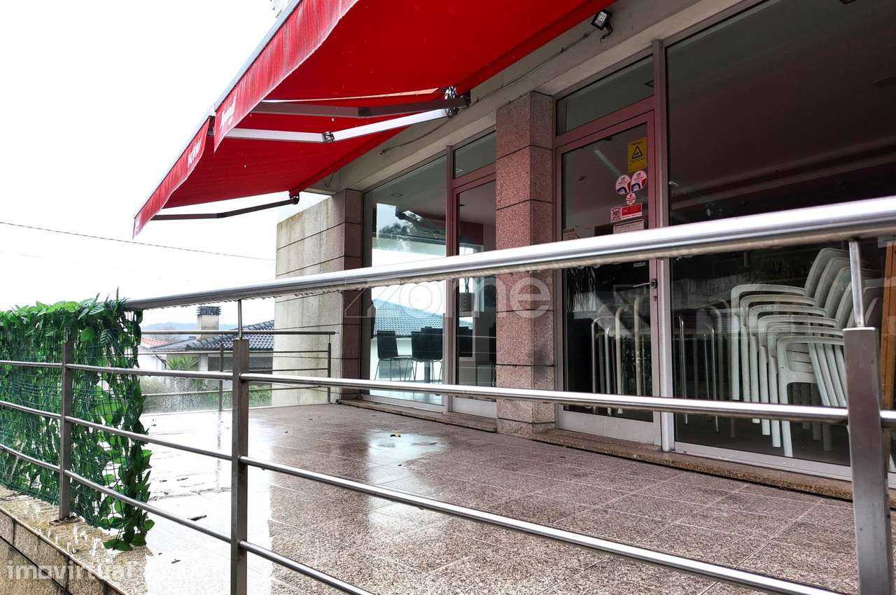 Café Pronto a Trabalhar para Arrendamento em Vilaça, Braga - Grande imagem: 2/36
