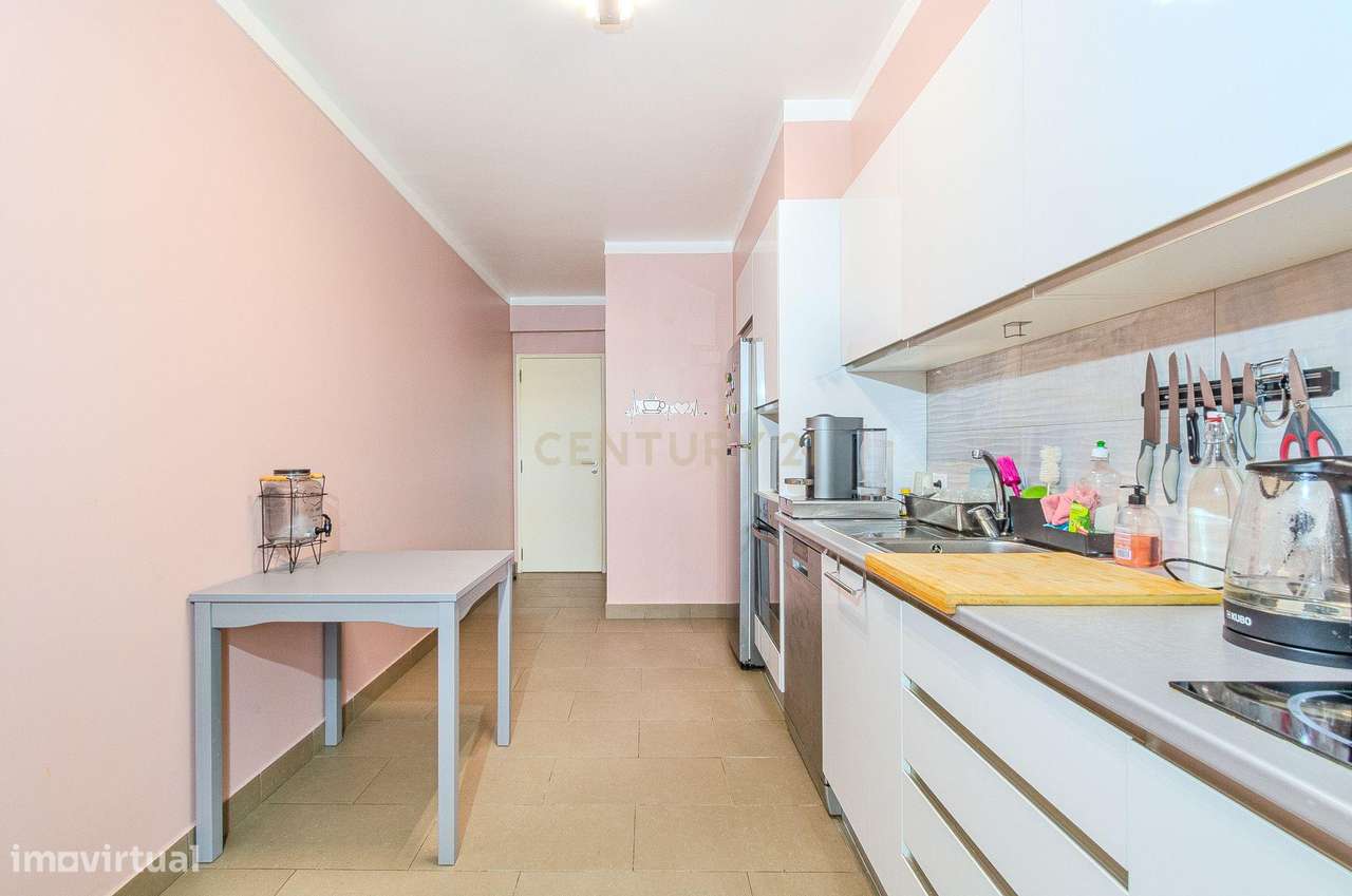 Apartamento T2 renovado, em Faro-7