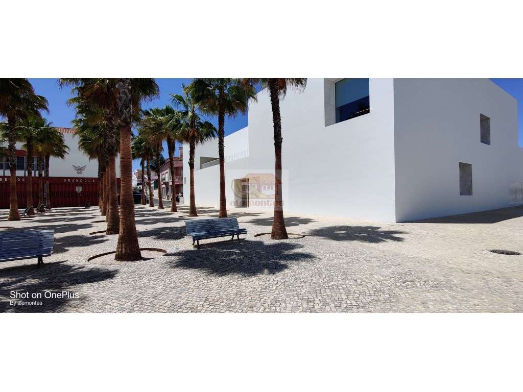 Espaço Comercial para venda no centro de Grândola! - Grande imagem: 5/12