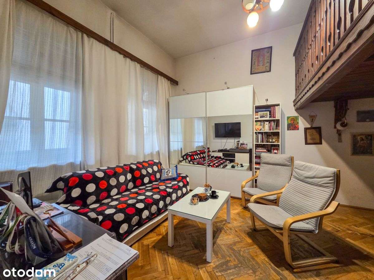 Mieszkanie w kamienicy w sercu Krakowa-2