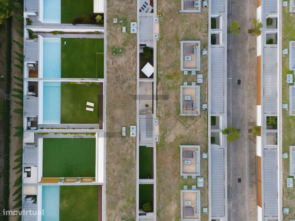 Moradia T4 com Jardim e Piscina Privada para Venda no Paço do Lumia... - Grande imagem: 2/26