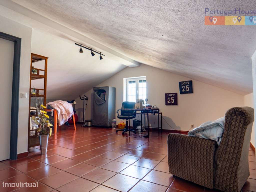 Moradia independente T3 com anexo T2 e 5.000 metros de terreno.-29