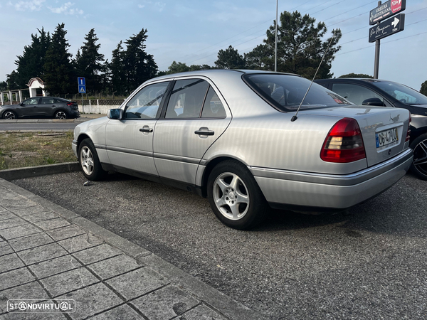 Mercedes-Benz C 220 D Elegance - 8