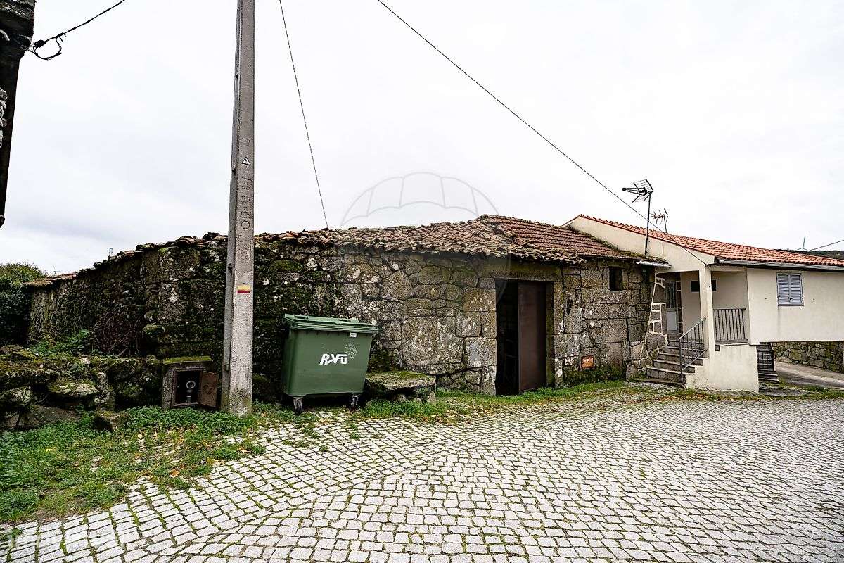 Moradia T4 para venda - Grande imagem: 2/20