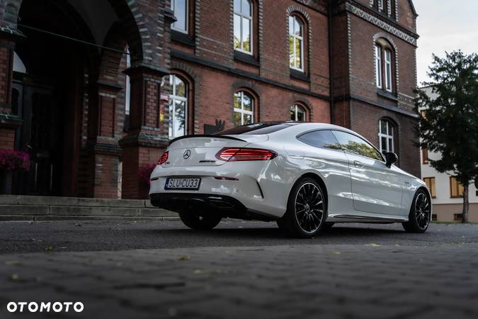 Mercedes-Benz Klasa C AMG 43 Coupe 4Matic 9G-TRONIC Night Edition - 37