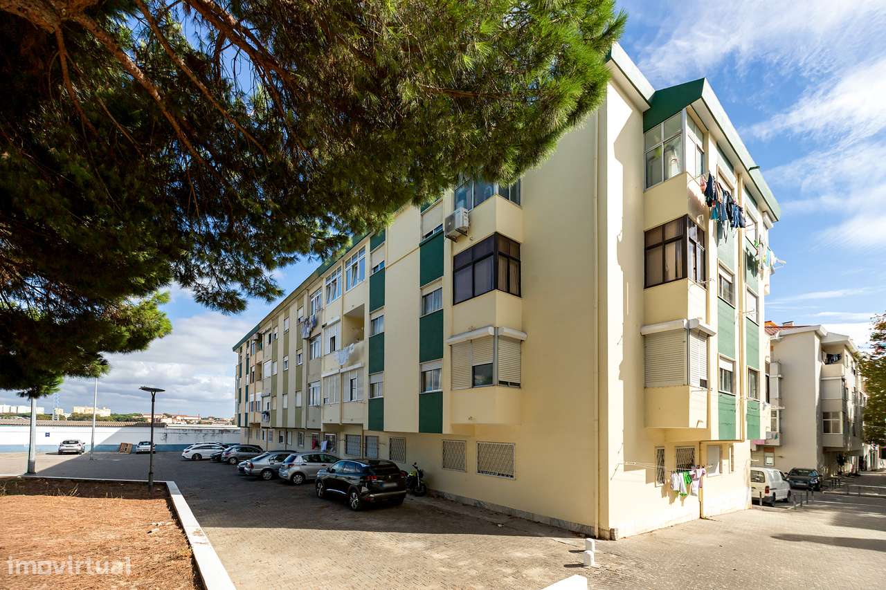 Apartamento T2, Amora-14