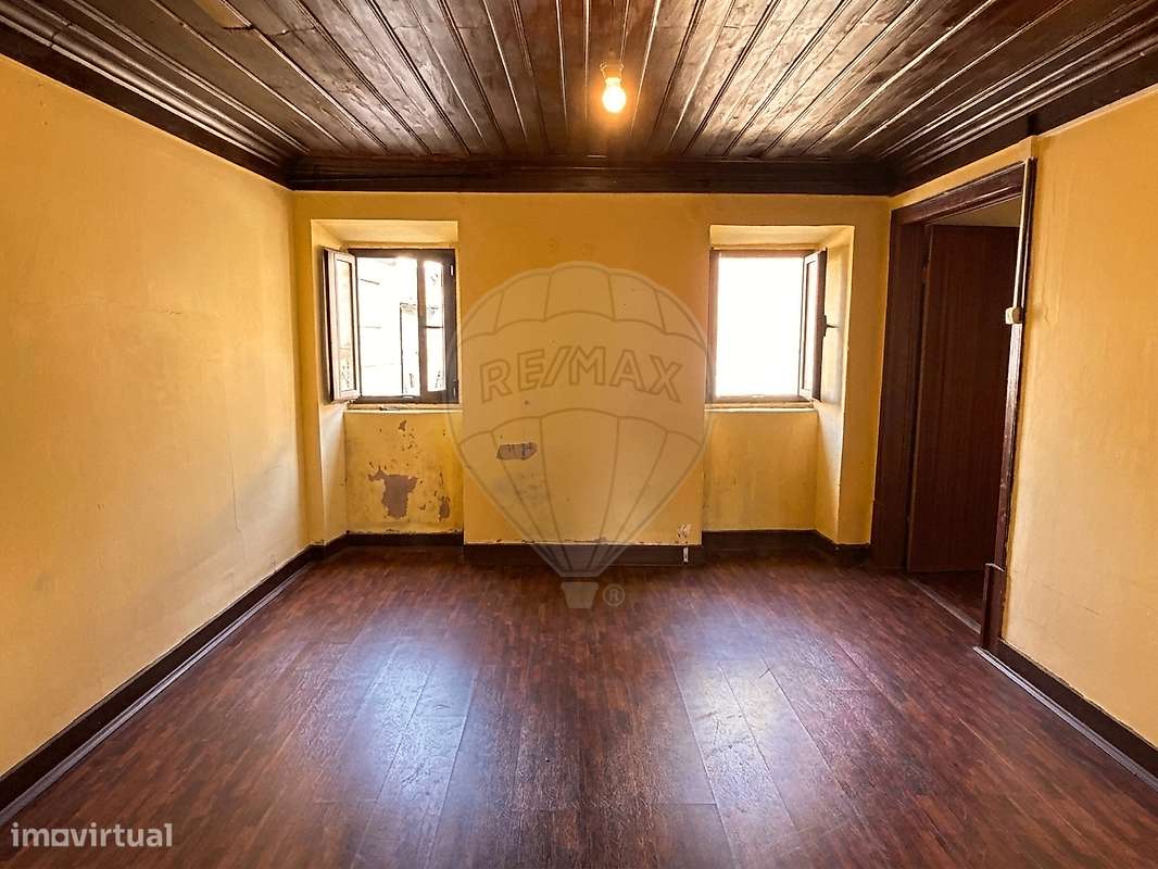 Moradia T4 para venda-13