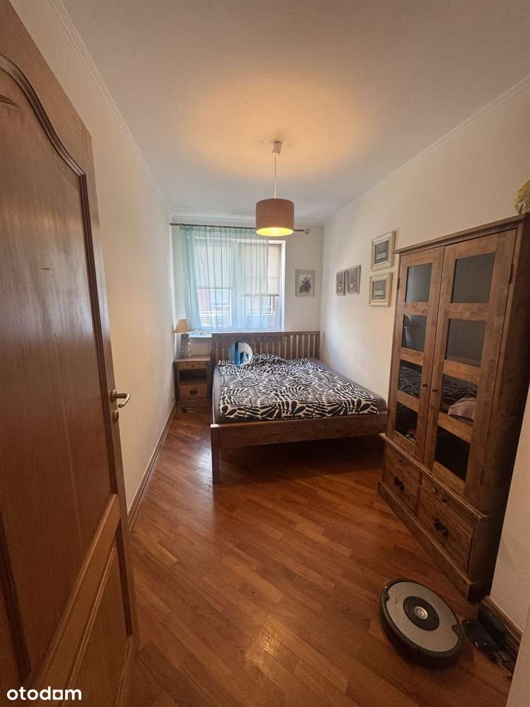 4 pokoje, garderoba, komórka lokatorska i garaż-7