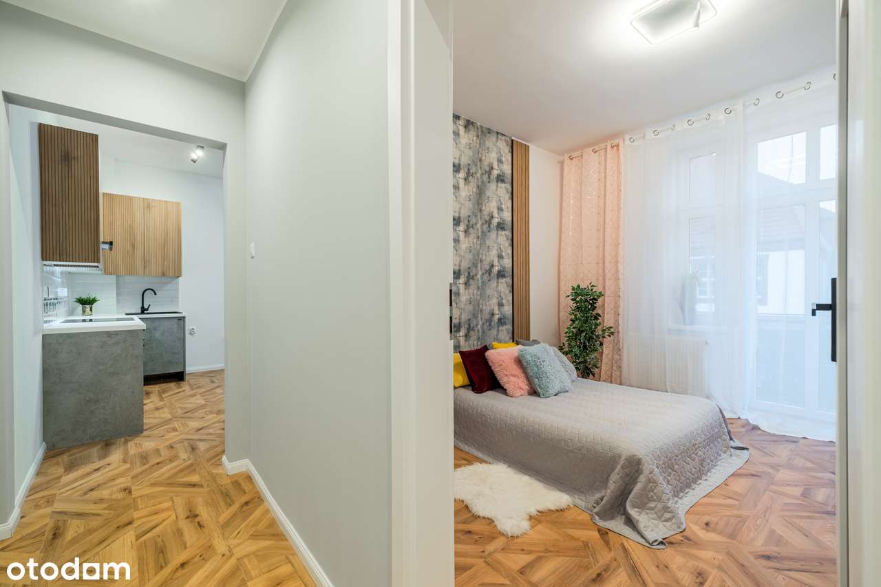 54 m2, 3 pokoje. Po remoncie. Bez prowizji! Piękna kamienica! Balkon-4