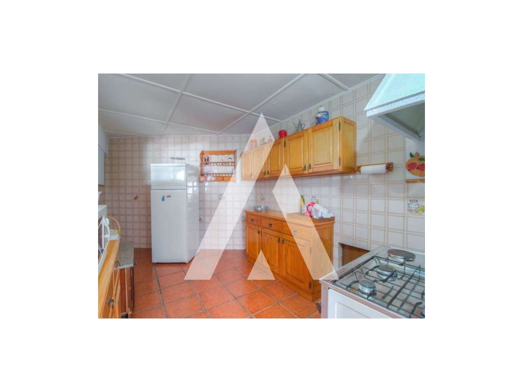 Moradia T6, Isolada, na zona de Oiã-40