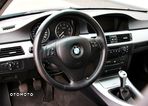 BMW Seria 3 325i - 18