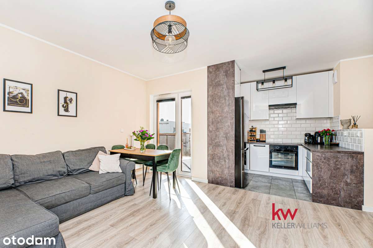 słoneczne mieszkanie m-3 Dopiewiec, duży balkon