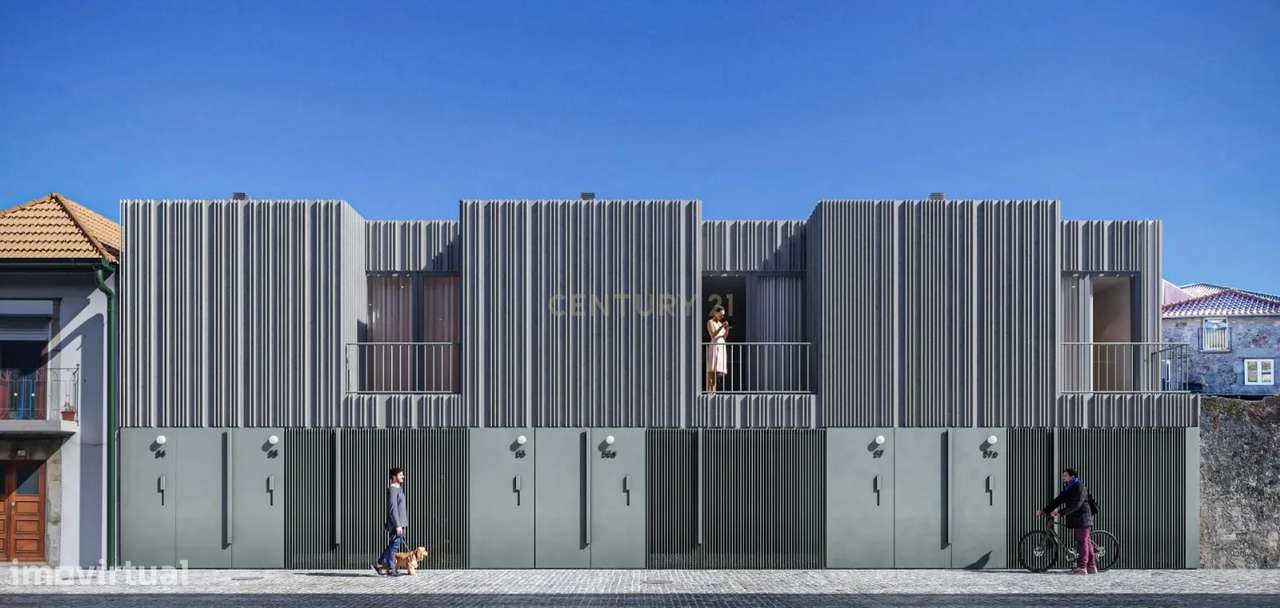 Apartamento T2 com logradouro privado no centro de Viana - Grande imagem: 2/22