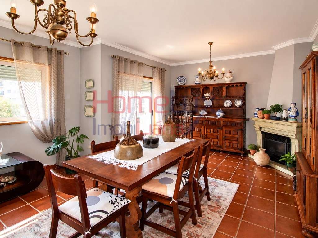 Apartamento T3 em Fânzeres-0