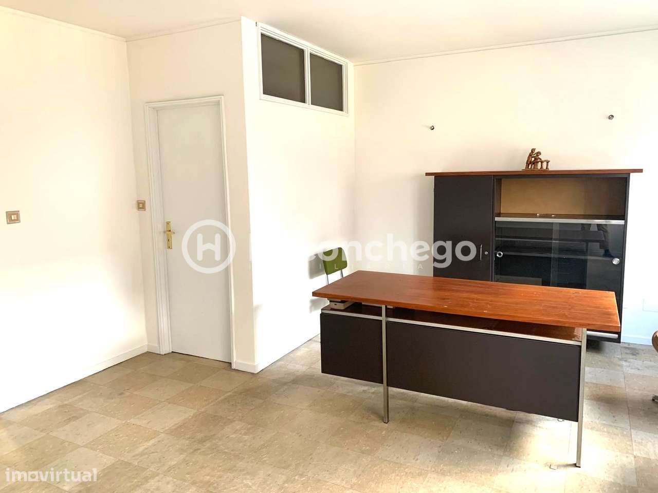 Escritório para arrendamento no Centro da Cidade de Barcelos - Grande imagem: 2/7