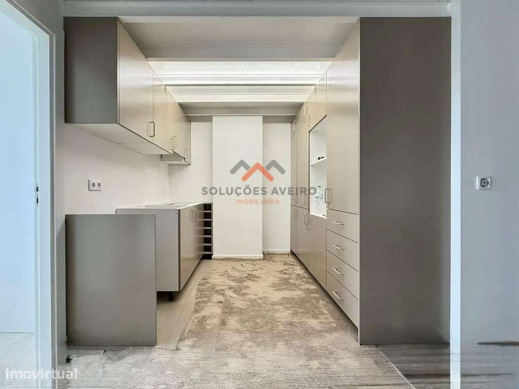 Apartamento T2+1 Cais da Fonte Nova - Aveiro - Grande imagem: 2/14