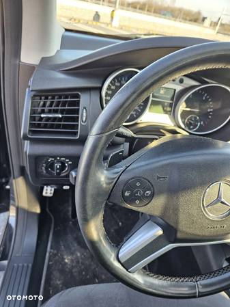 Mercedes-Benz Klasa R 350 BlueTec L 4-Matic - 27