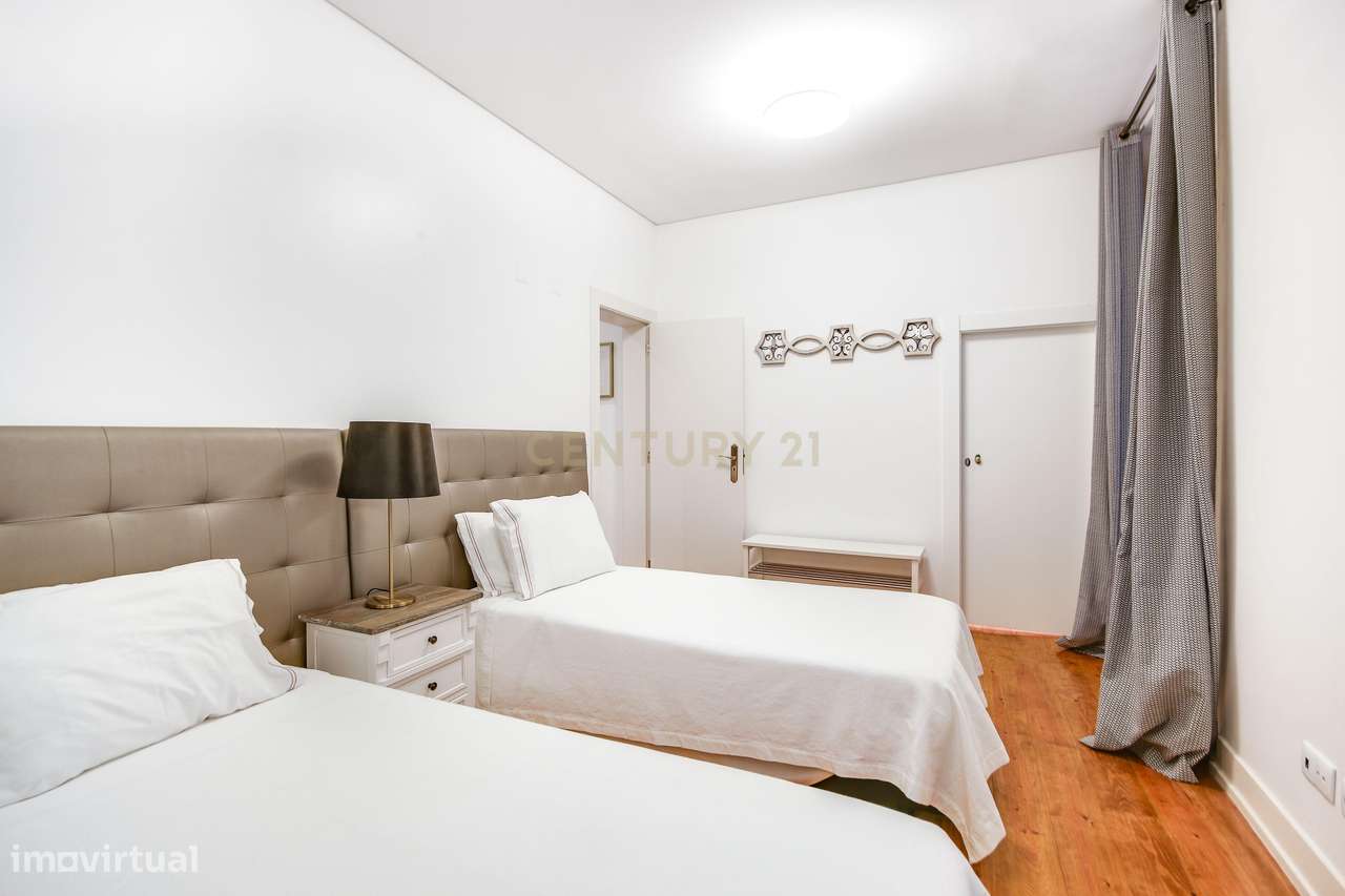 Apartamento T2 na Rua da Prata Nº208-12