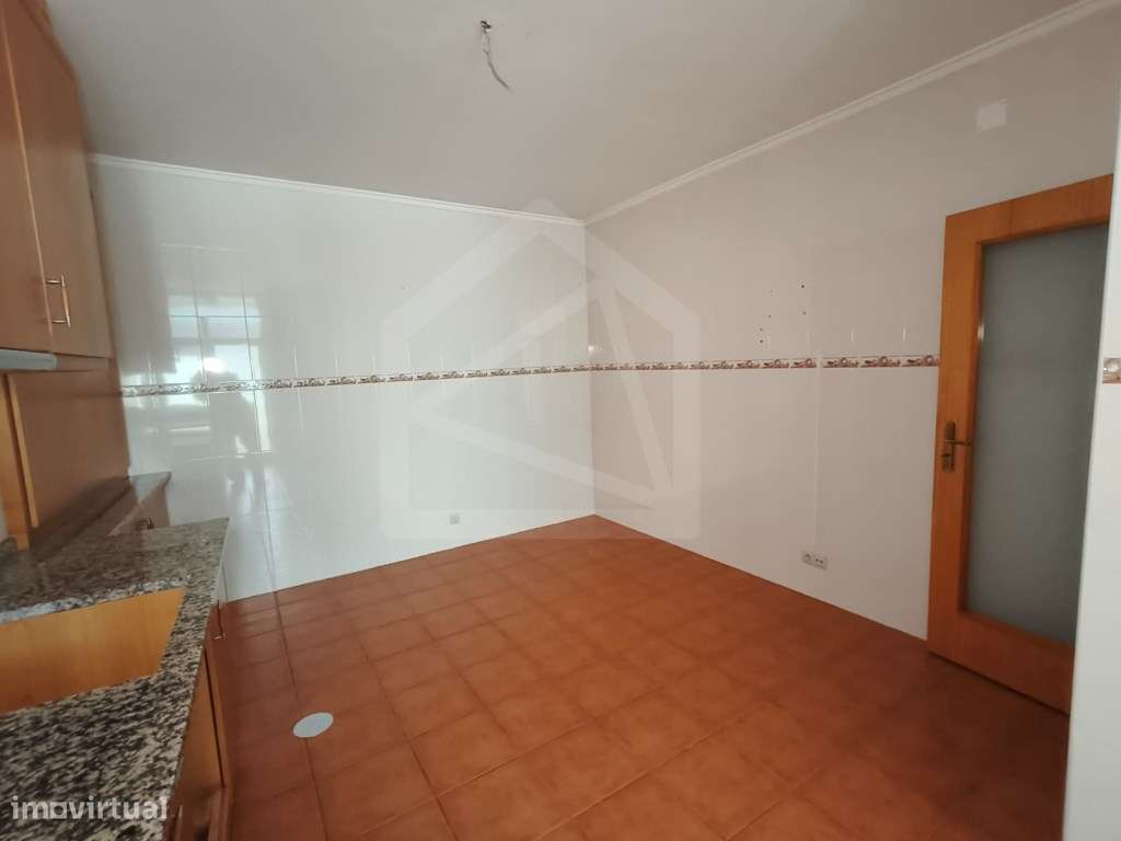 Apartamento T2 em São João da Madeira - Grande imagem: 5/22