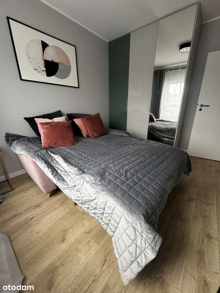 Stylowe umeblowane mieszkanie z oddzielną kuchnią !!!-7