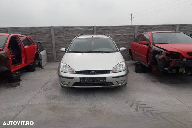 Usa fata dreapta Ford Focus 1  [din 1998 pana  2004] wagon 5-usi 1.6 MT (101 hp) - 2