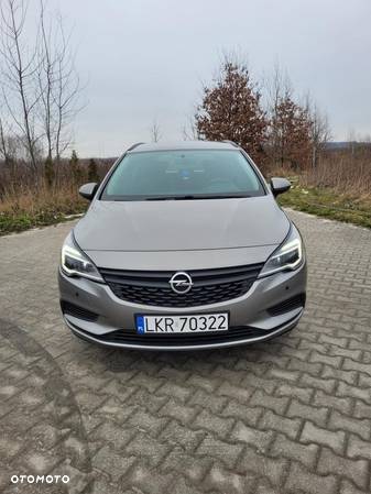 Opel Astra 1.6 CDTI Sports Tourer Active - 1