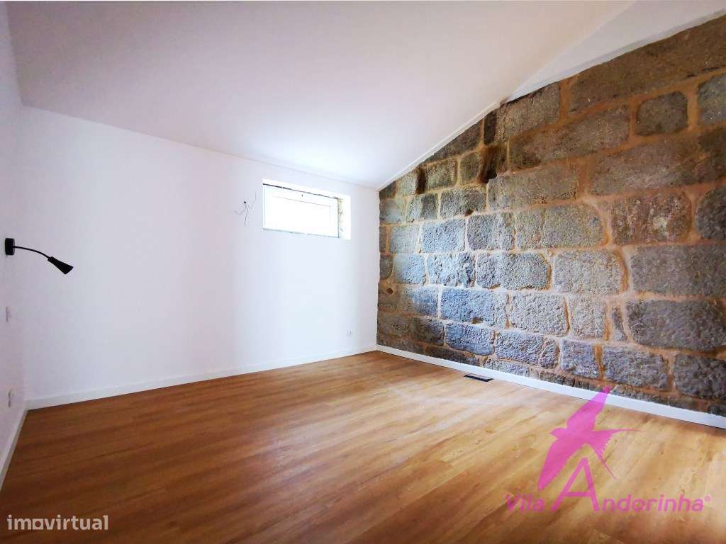 Moradia T2 Duplex no centro de Caminha-18