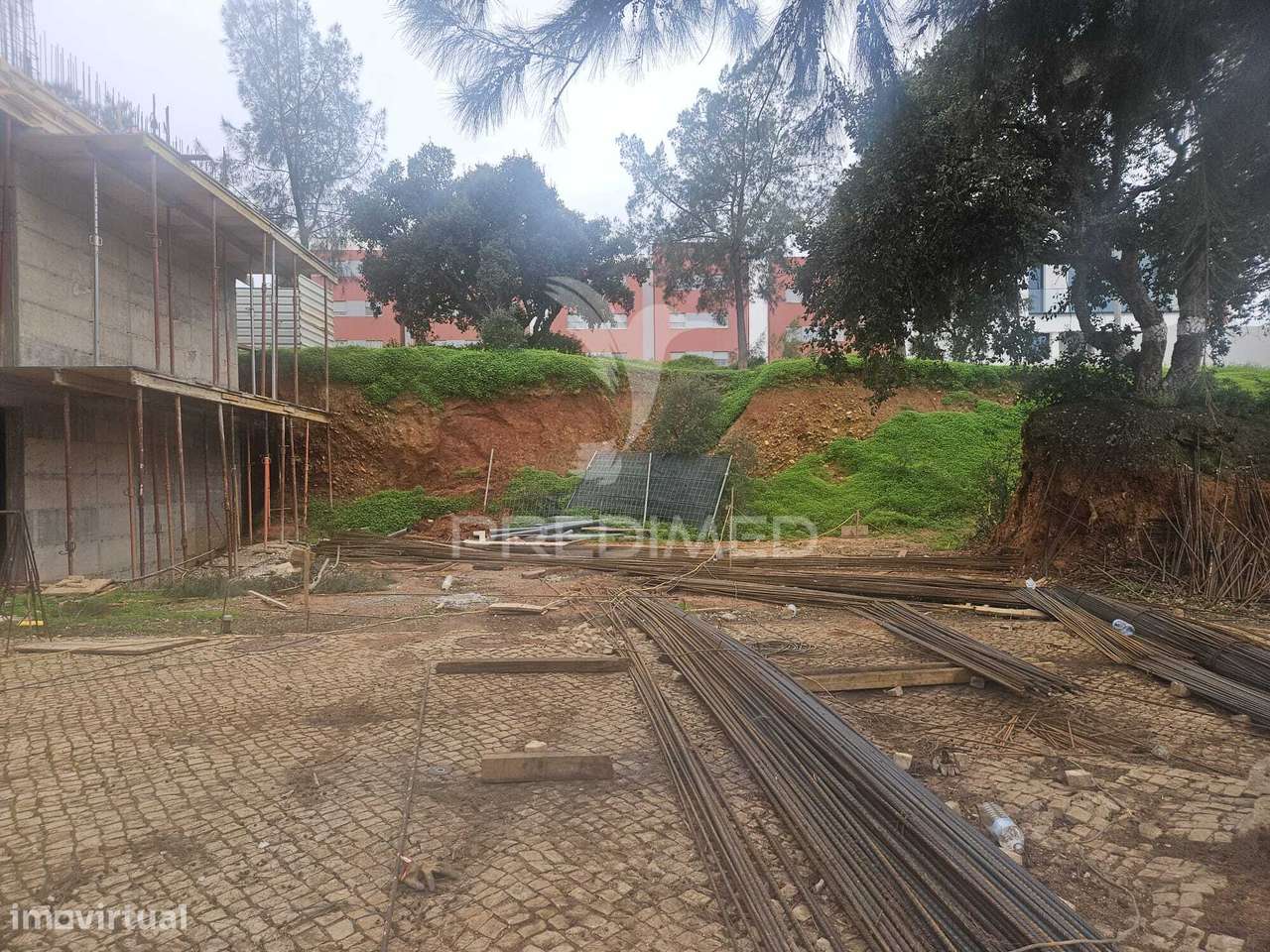 Oportunidade de Terreno para Construção no Pateiro/Lagoa-0