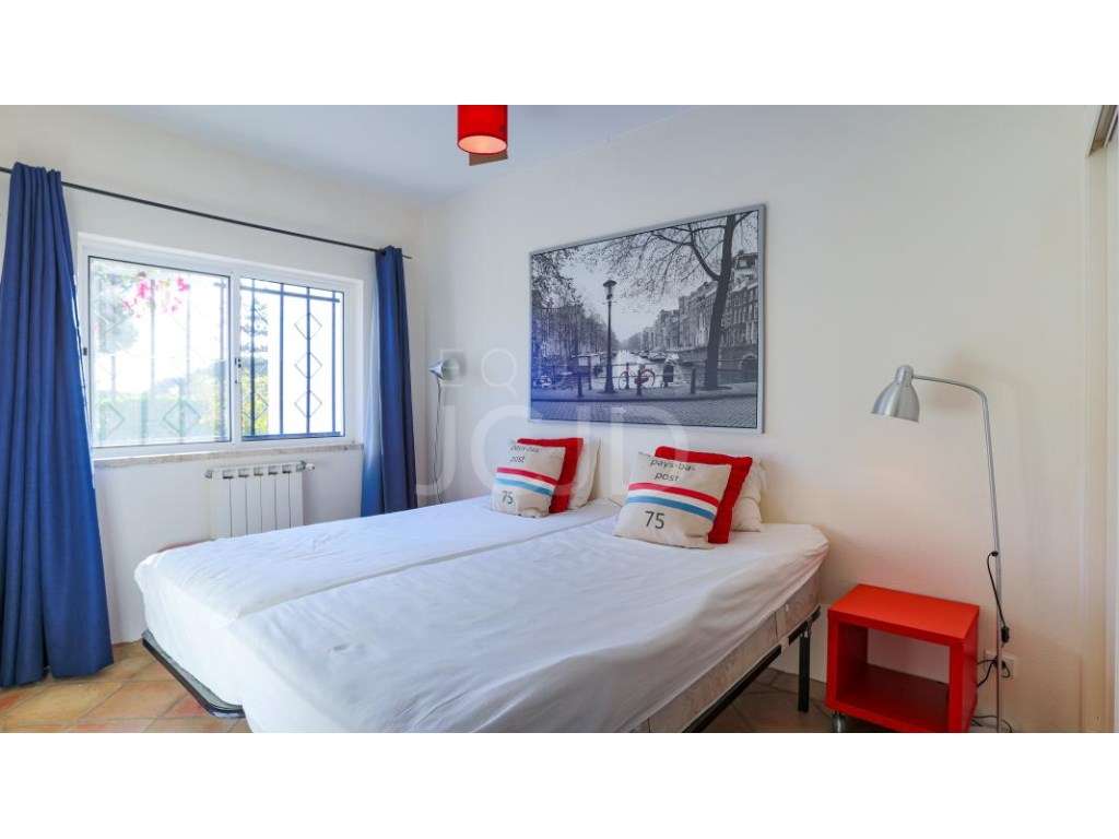 Fantástica Moradia Isolada T4 Frente ao Golfe, Totalmente Remodelad...-12