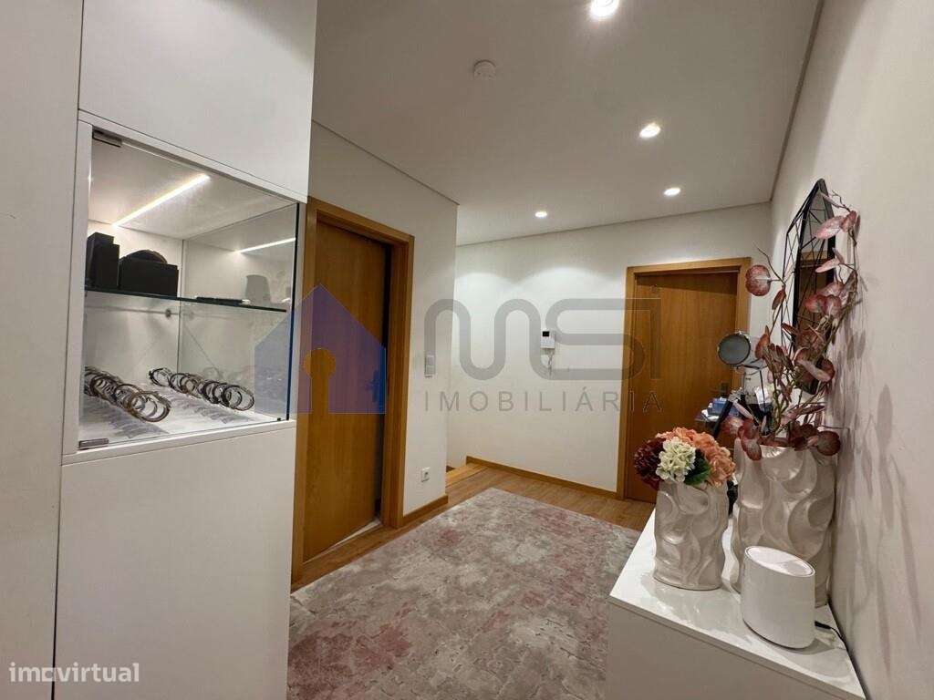 Moradia T3 em Matosinhos — Conforto e Elegância-12