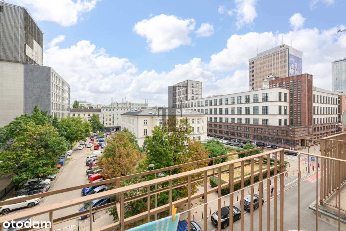 Samo Centrum * Balkon * Do remontu * Parkiet - Pełny obrazek: 2/11