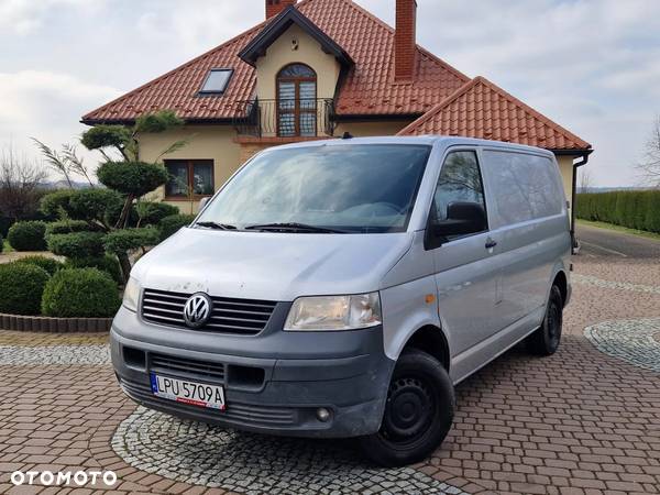 Volkswagen Transporter - 2