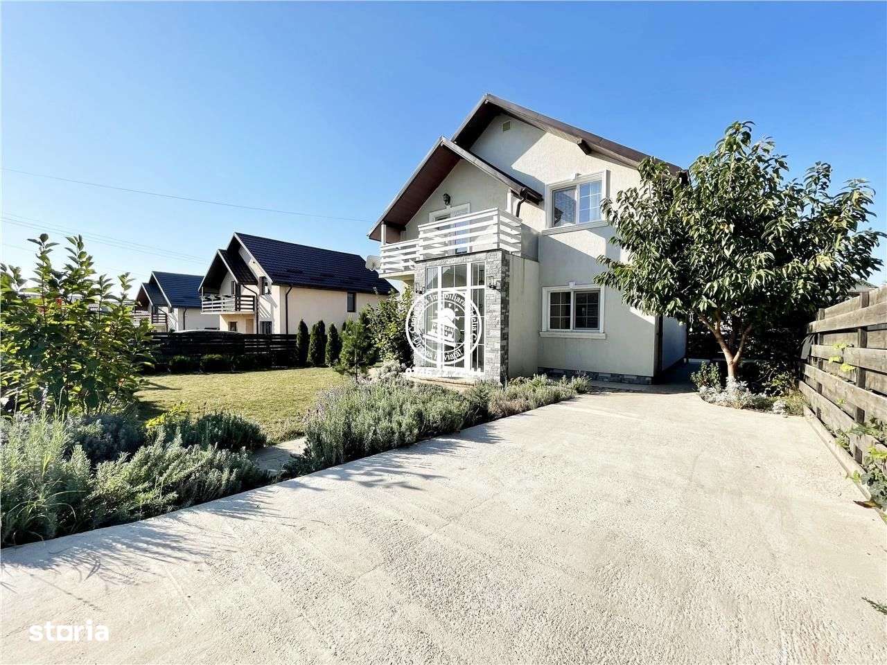 case de vânzare Miroslava-Iasi - Imagine principală: 2/11