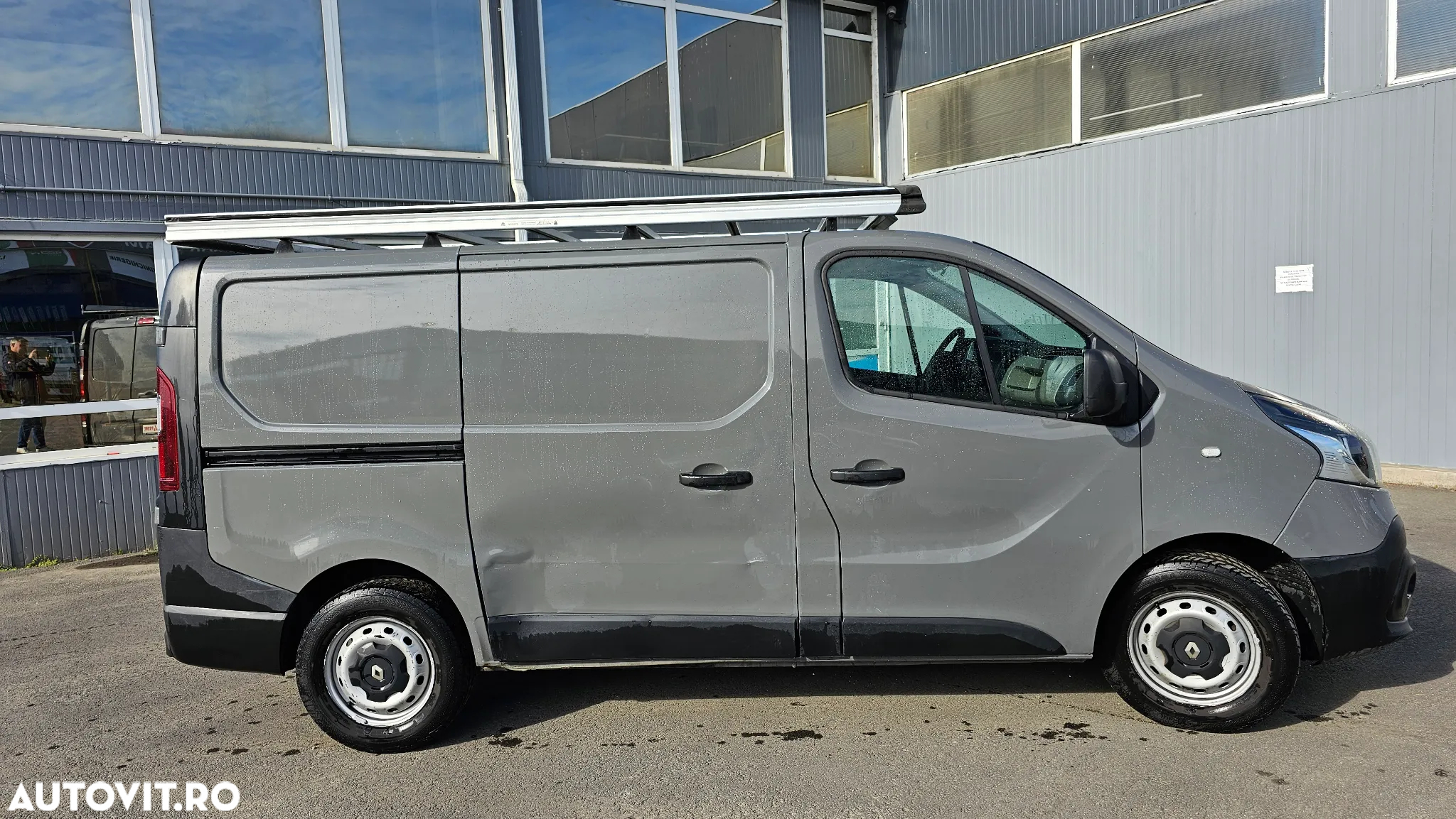 Renault Trafic DCi - 9