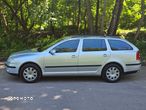 Skoda Octavia 1.6 Ambiente Tiptr - 2